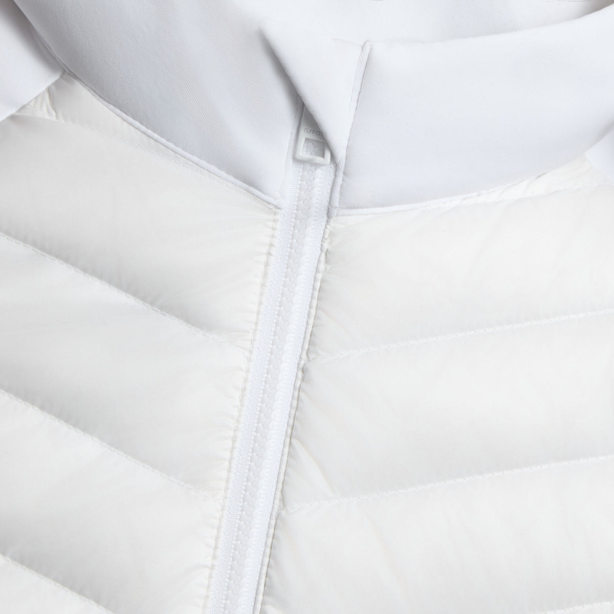 G/FORE Trusted - V-DOWN QUILTED HYBRID JACKET