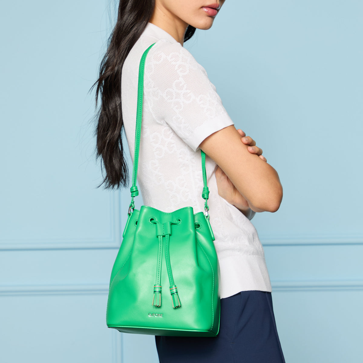 G/FORE Exclusive - LEATHER CART BUCKET BAG